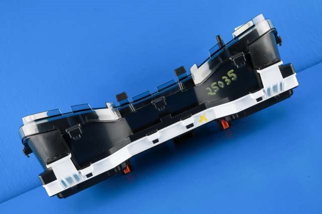 Instrumentpanel til Toyota RAV4 2019-->> (Type V)  (TOYOTA|83800-42N90|)