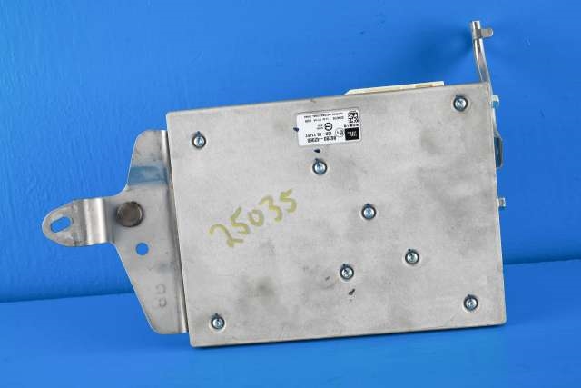 Bilstereo forsterker til Toyota RAV4 2019-->> (Type V)  (TOYOTA|86280-42060|)