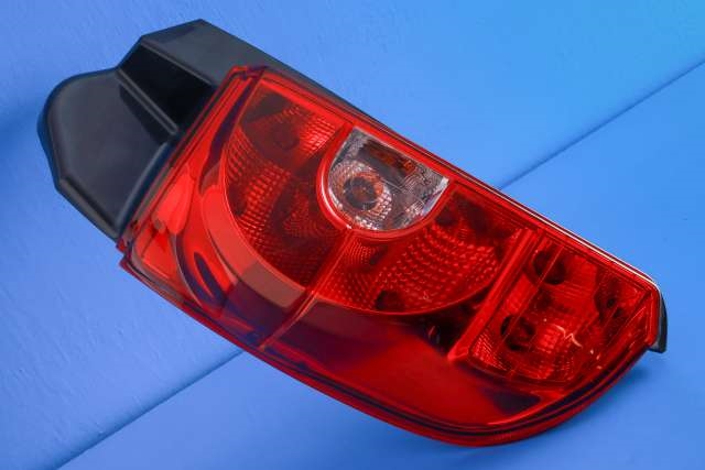 Baklykt venstre til Mitsubishi Colt 2009-2013 (Type VII, Fase 2)