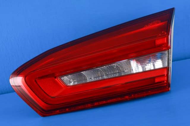 Baklykt høyre indre til Ford Focus, 2018-->> (Type IV) (FORD|JX7B-13A602-DB)