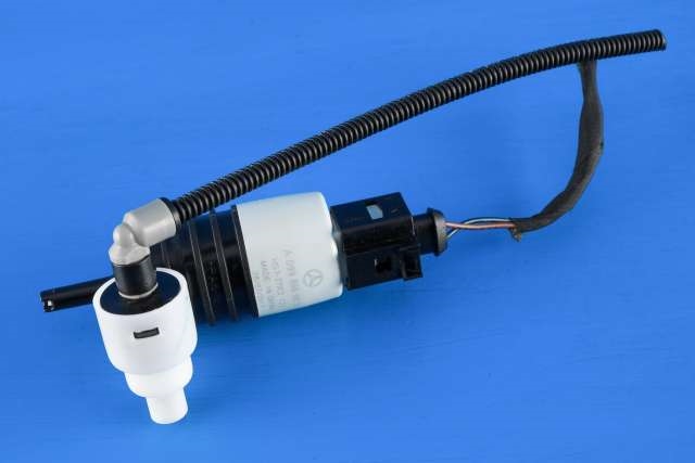Spylerpumpe foran til Mercedes GLC, 2015-2022 (X253) (X253) (MERCEDES|A 099 866 00 21)