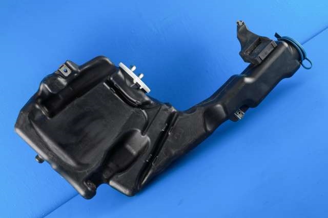 Spylertank foran til Mercedes E-Klasse, Coupe/Cab 2013-2017 (Fase 2) (C207) (C207) (MERCEDES|A 204 860 18 60|)