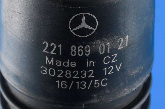 Spylerpumpe foran til Mercedes E-Klasse, Coupe/Cab 2013-2017 (Fase 2) (C207) (C207) (MERCEDES|221 869 01 21|)