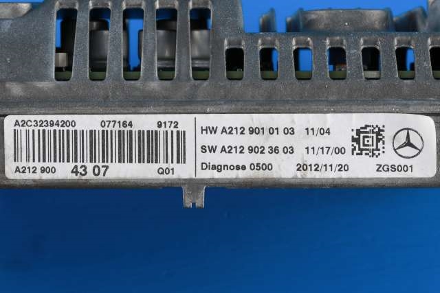 Bilstereo navigasjon skjerm til Mercedes E-Klasse 2009-2013 (Fase 1) (W212) (W212) (MERCEDES|A 212 900 43 07|)