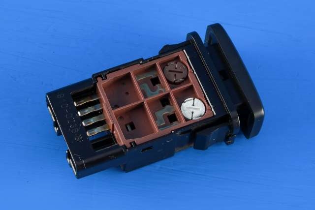 Bryter rutevarme til Toyota Land Cruiser 120 2002-2009