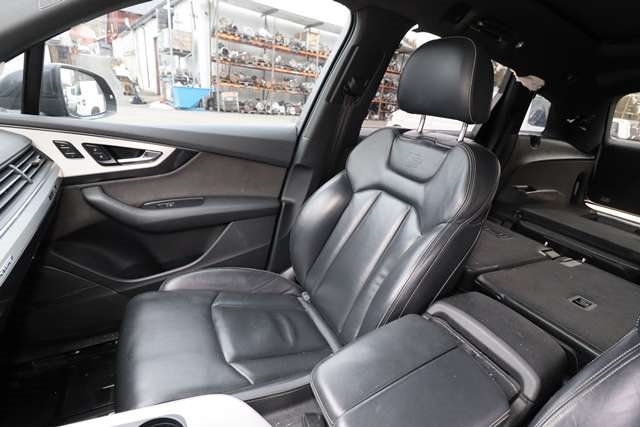 Sete foran høyre til Audi Q7, 2015-->> (Type II)  