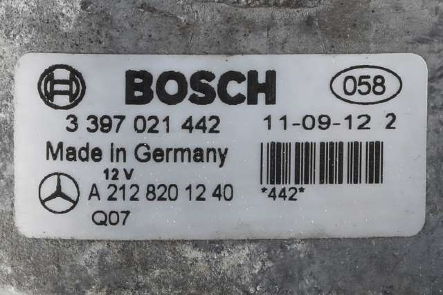 Viskermotor frontrute komplett m/overføring til Mercedes E-Klasse 2009-2013 (Fase 1) (W212) (W212) (BOSCH|3 397 021 442|A 212 820 12 40|)