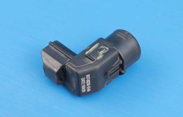 Parkeringssensor foran til Suzuki Vitara 2015-->> (Type IV)  (BOT-08230-10-0A|)