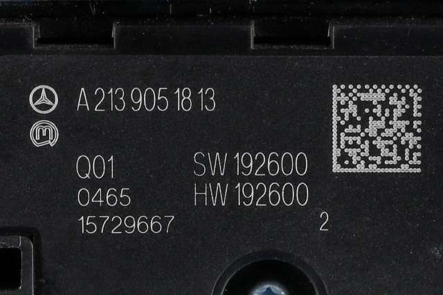 Bilstereo navigasjon betjeningspanel til Mercedes E-Klasse 2016-2023 (W213) (W213) (MERCEDES|A 238 900 96 01|)