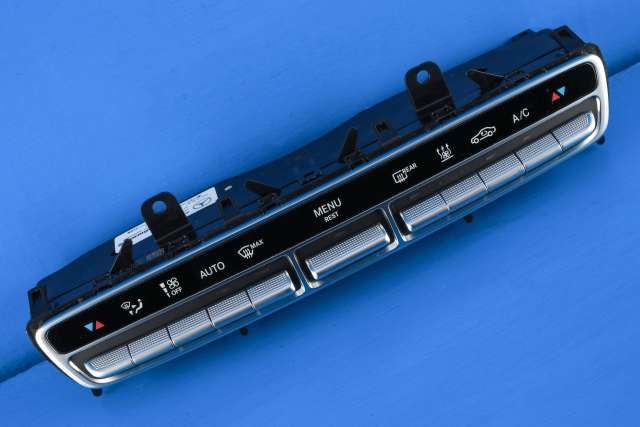 Varmeapparat betjening til Mercedes E-Klasse 2016-2023 (W213) (W213) (MERCEDES|A 213 905 99 07|)