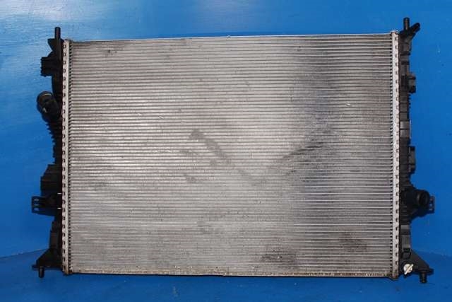 Radiator (automat gir) til Ford Focus, 2018-->> (Type IV) (FORD|JX61-8005-BD)