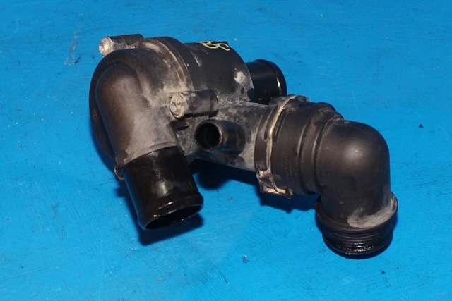 Ventil vann til Land Rover Discovery 2009-2017 (Type IV)  (LAND ROVER|AH22-8575-AF|)