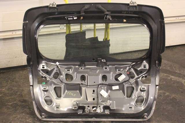 Bakluke til Ford B-Max 2012-2017