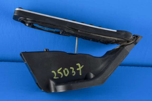 Pedal gass til Mercedes E-Klasse 2016-2023 (W213) (W213) (MERCEDES|A 205 300 01 04|)