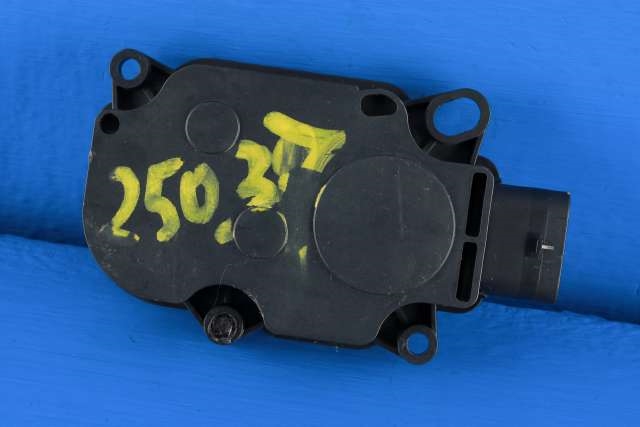 Dashbord diverse til Mercedes E-Klasse 2016-2023 (W213) (W213) (MERCEDES|A24031123312|)