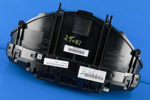 Instrumentpanel til Mercedes C-Klasse 2007-2011 (Fase 1) (W204) (W204) (MERCEDES|A 204 540 30 48|)