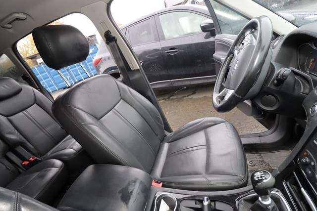 Sete foran venstre til Ford S-Max 2010-2015 (Type I, Fase 2)