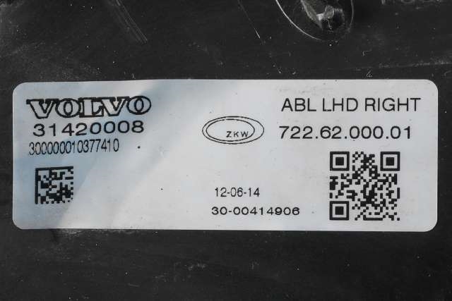 Frontlykt høyre xenon til Volvo V40 2012-2019  (VOLVO|31420008|)