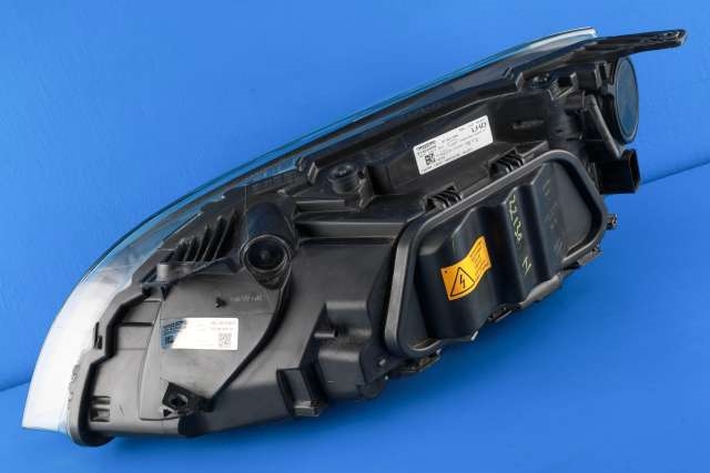 Frontlykt høyre xenon til Volvo V40 2012-2019  (VOLVO|31420008|)