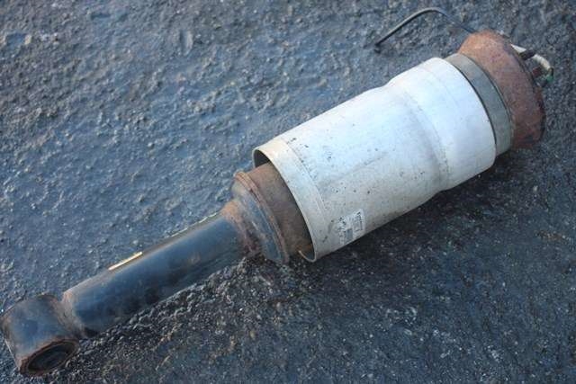 Fjærbein venstre foran til Land Rover Discovery 2009-2017 (Type IV) (LAND ROVER|AH22-18B036-AB|)