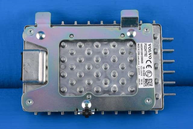 Dashbord trådløs mobillader til Volvo XC40 2018-2024  (VOLVO|P32247782|)