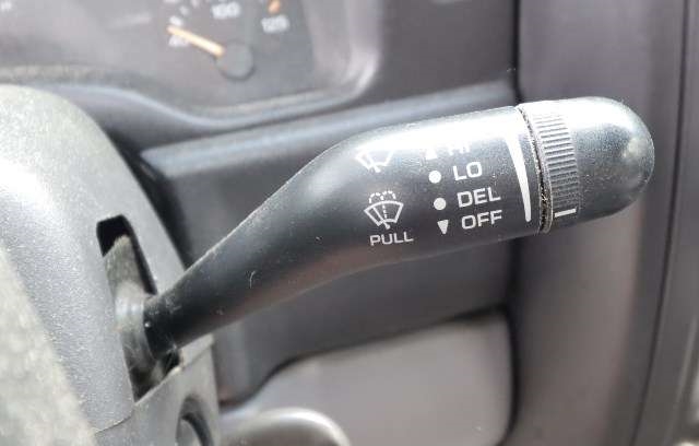 Bryter visker til Jeep Cherokee, 1997-2001 (Type II, Fase 2)  
