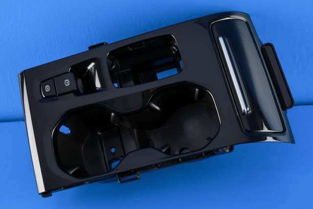 Dashbord koppholder til Volvo XC40, 2018-2024  (VOLVO|31694797)