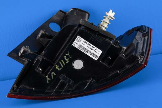Baklykt venstre ytre til VW Passat 2015-2019 (Fase 1) (B8) (B8) (VAG|3G9 945 207 F|)
