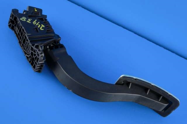 Pedal gass til Tesla Model Y 2021-2024 (Type I)  (HELLA|6PV 014 021-10|)