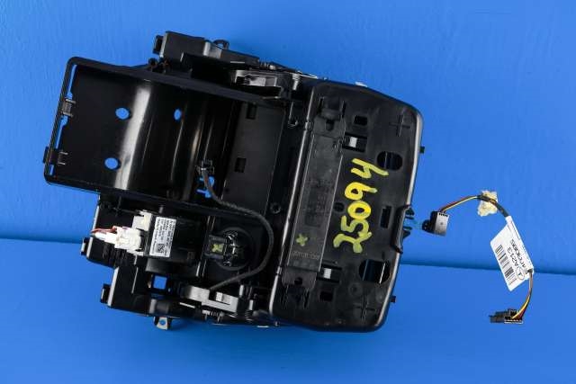 Dashbord myntrom til Mercedes E-Klasse 2016-2023 (W213) (W213) (MERCEDES|A 213 680 88 07|)