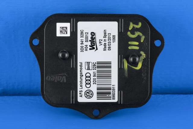 Styreenhet lys (LCM - Light Control Module) til VW Passat 2011-2015 (B7) (B7) (VAG|3D0 941 329 C|)