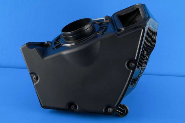 Luftfilterboks til Audi RS4 2018-->> (VAG|8W0 133 835 R|)