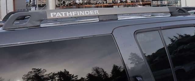 Takrail høyre til Nissan Pathfinder, 2010-2014 (Fase 2) (R51) (R51) 