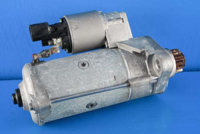 Starter diesel til VW Transporter / Caravelle 2019-->> (T6.1) (T6.1) (VALEO|RSW20R-10|02E 911 022 C|)