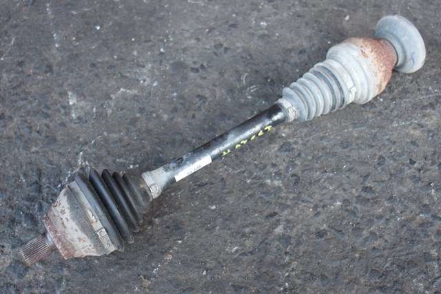 Drivaksel høyre foran, diesel/manuell til VW Tiguan 2011-2016 (Type I, Fase 2)  (VAG|5N0 407 764 G|)