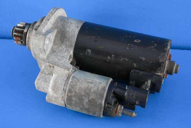 Starter diesel til VW Caddy 2010-2015 (Type III, Fase 2)  (BOSCH|0 001 153 007|02Z 911 024 H|)