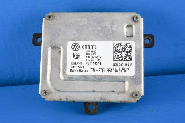 Styreenhet lys (LCM - Light Control Module) til VW Passat 2015-2019 (Fase 1) (B8) (B8) (VAG|4G0 907 697 F|)