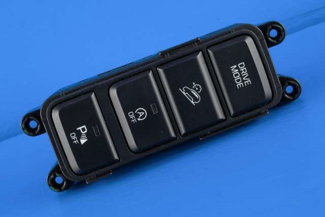 Bryter diverse til Hyundai Tucson, 2015-2020  (HYUNDAI|93300-D7710)