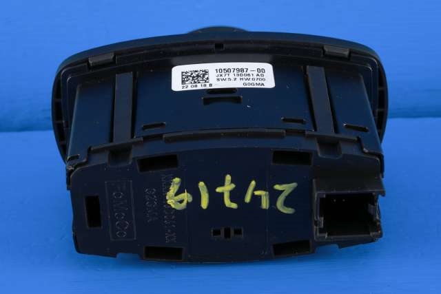 Bryter lys til Ford Transit Connect 2018-->> Type II, Fase 2  (FORD|JX7T-13D061-AD|)