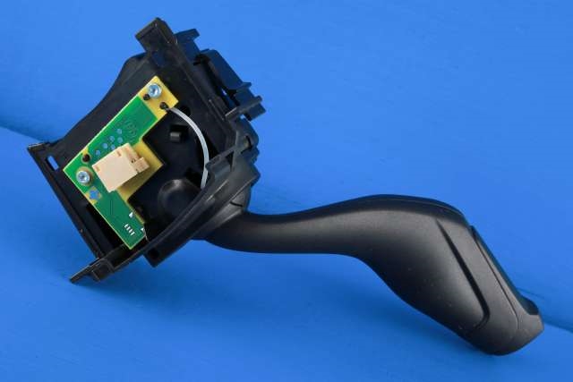 Bryter blink til Ford Transit Connect 2018-->> Type II, Fase 2  (FORD|CV6T-13335-AE|)