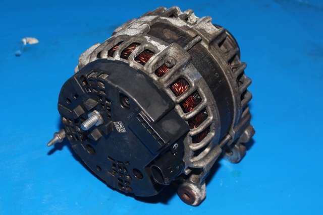 Dynamo diesel til VW Passat 2011-2015 (B7) (B7) (BOSCH|0 125 811 027|03L 003 024 F. 14 VOLT - 180 AMP|)