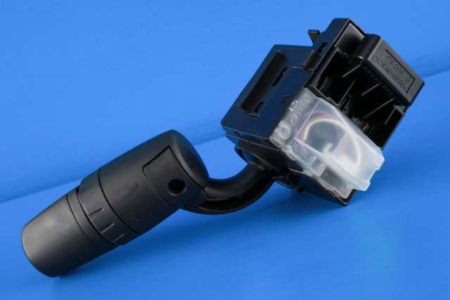 Bryter visker til Mazda 6 2013-2015 (Type III, Fase 1)  (MAZDA|GKK3-17-F897|)