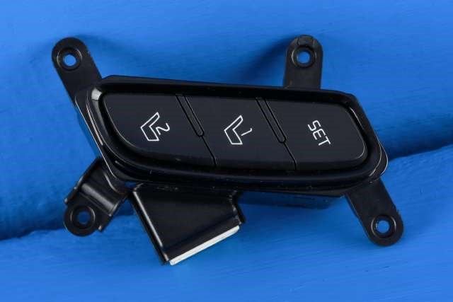 Bryterpanel førersete til Kia Optima, 2017-2020  (KIA|93250-D4000)