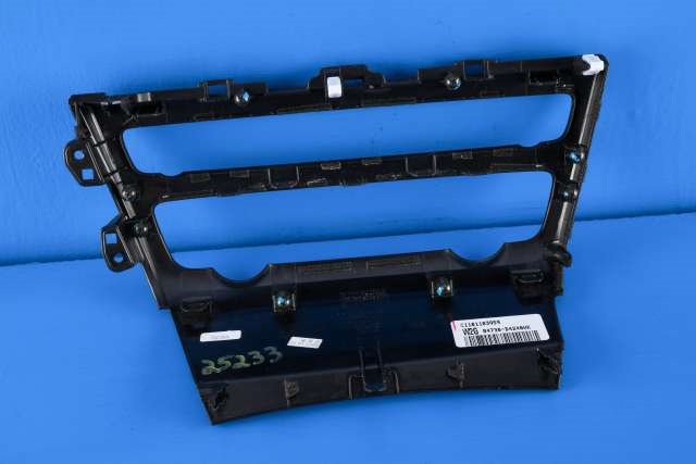 Dashbord diverse til Kia Optima 2017-2020  (KIA|84730-D4240|)