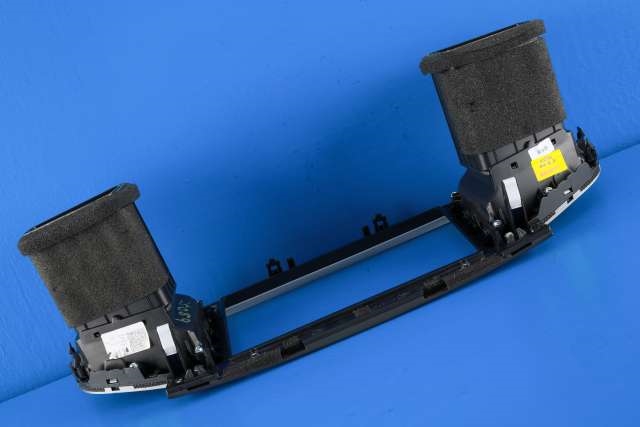 Dashbord friskluftdyse midtkonsoll til Hyundai Ioniq Electric 2016-2019 (Fase 1)  (HYUNDAI|84740-G2100|)