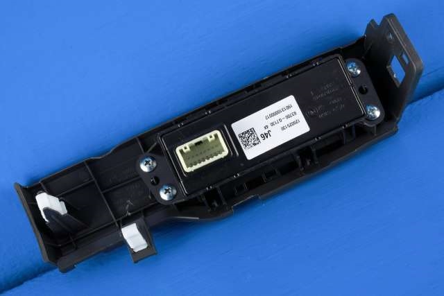 Bryter diverse til Hyundai Ioniq Electric 2016-2019 (Fase 1)  (HYUNDAI|93700-G7130|)