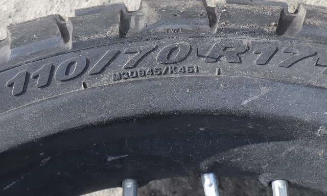 MC, Framhjul til MC Husqvarna Svartpilen 125 0-->>  (110 X 70 R 17"|)