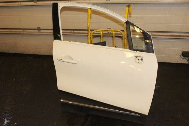 Dør høyre foran til Renault Captur, 2013-2020 (Type I)  