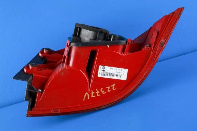 Baklykt venstre ytre til VW Passat 2011-2015 (B7) (B7) (VAG|3AE 945 095 C|)