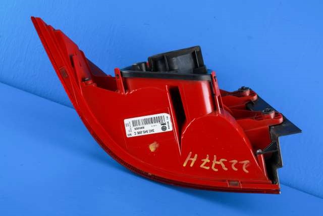 Baklykt høyre ytre til VW Passat 2011-2015 (B7) (B7) (VAG|3AE 945 096 C|)